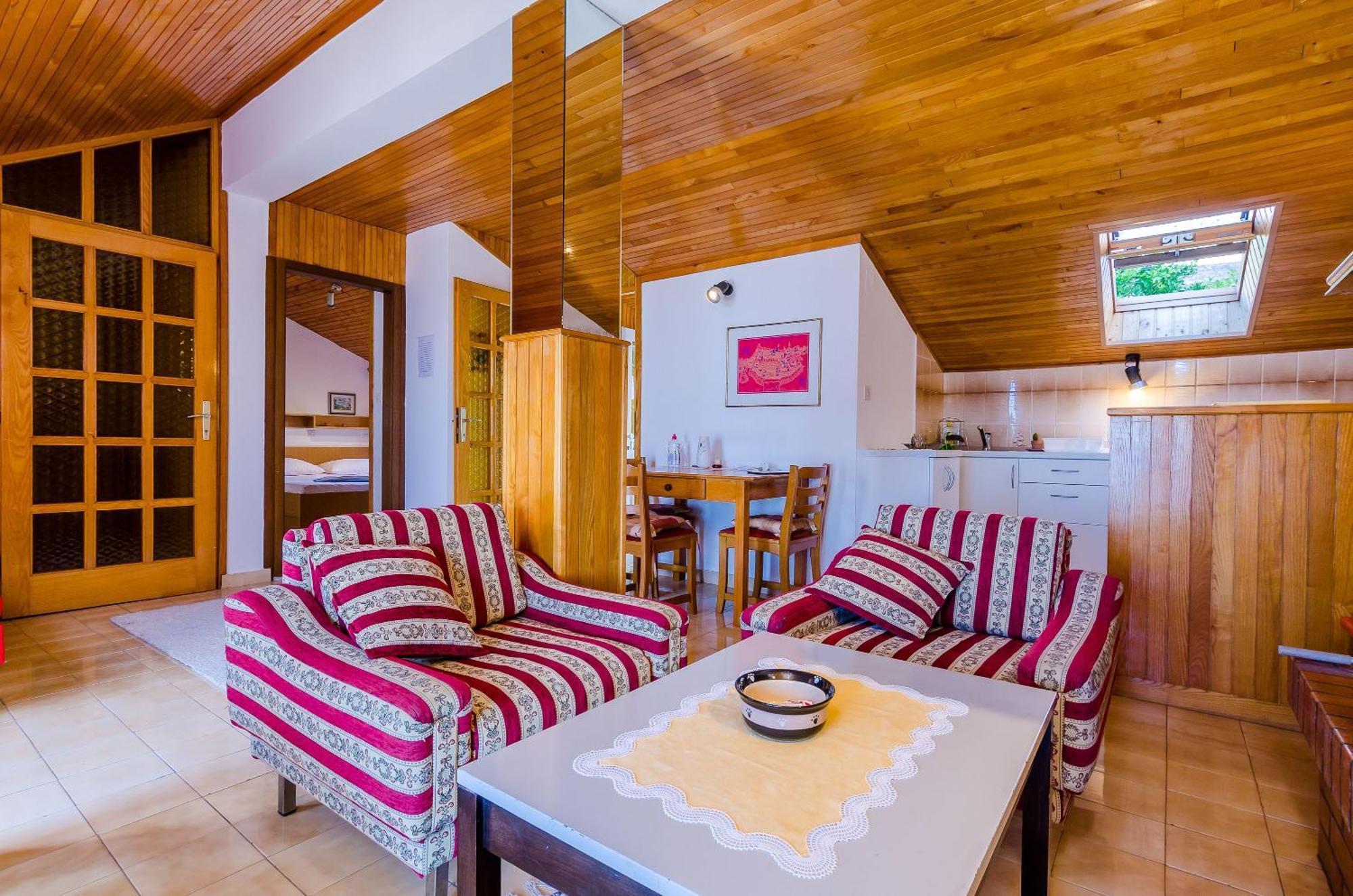 Apartment And Room Cicko Дубровник Стая снимка